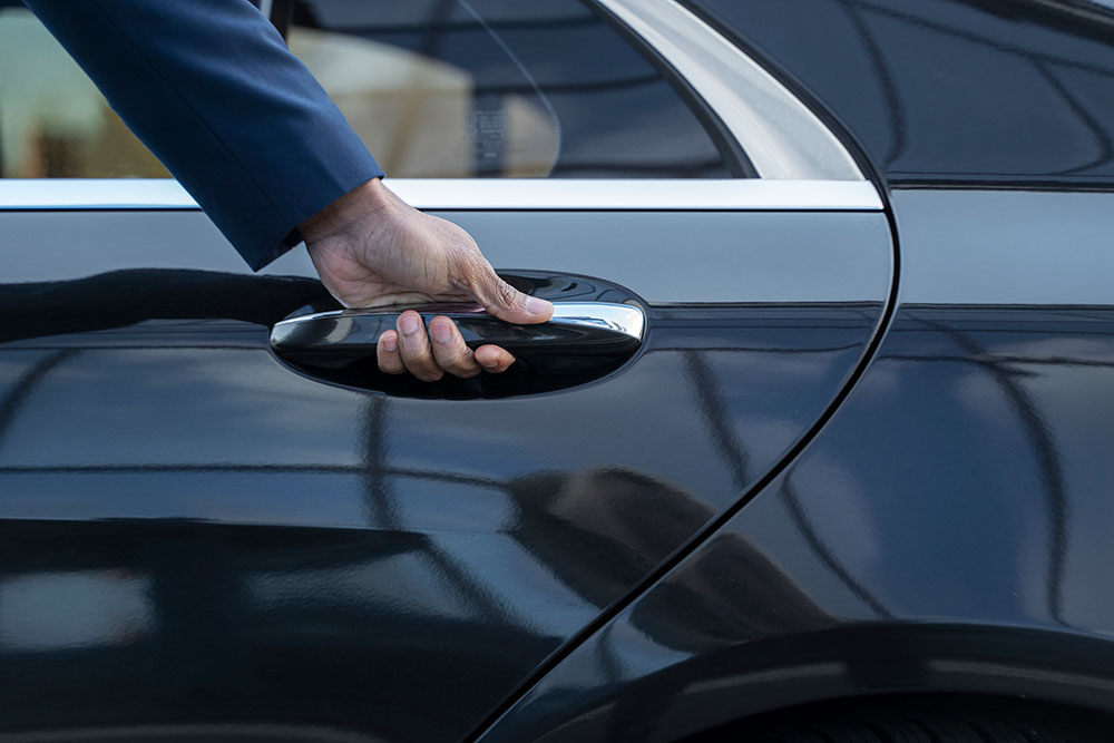 Best Limo Service - Luxury Mobility at Your Fingertips