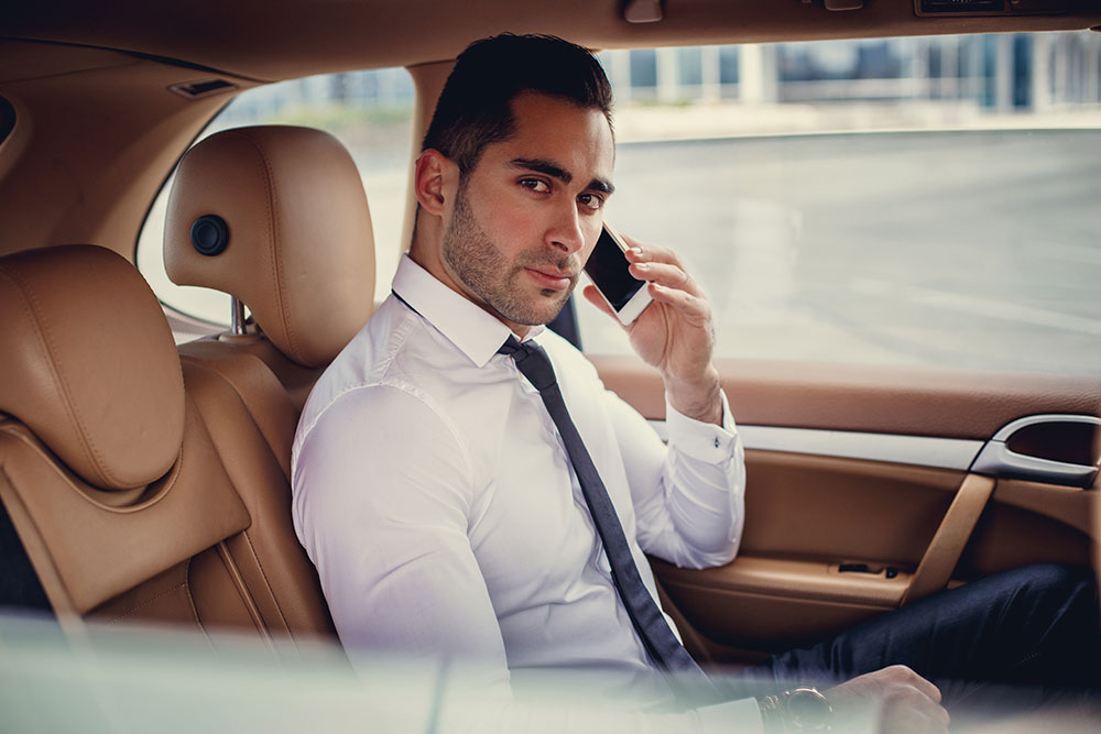 Rental of Luxury Vehicles - Enjoy Style and Elegance