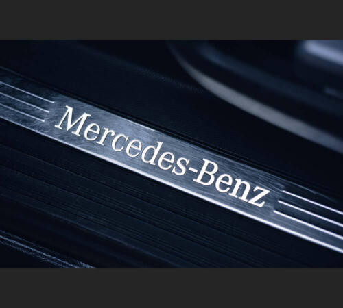 Mercedes-V-Class-18